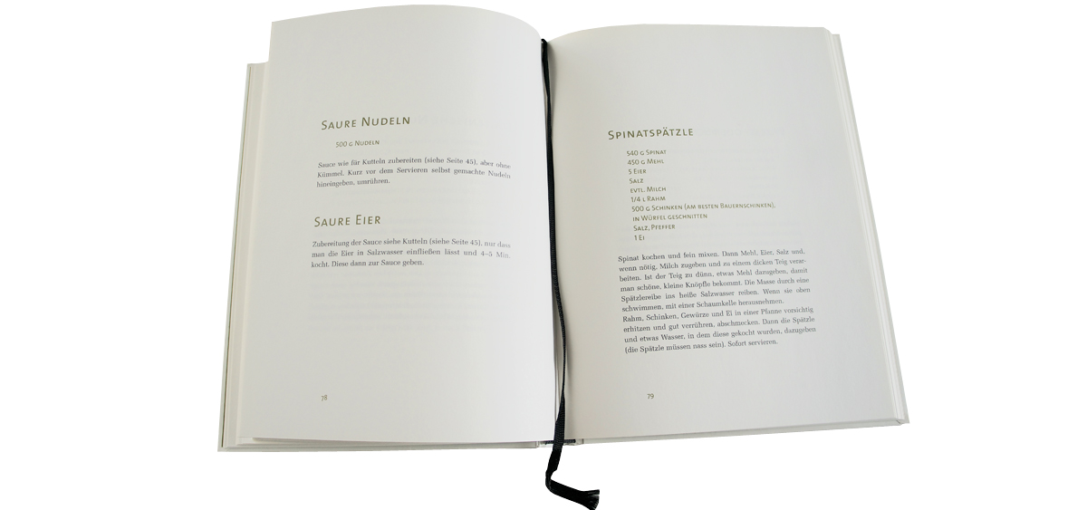 "Mit Liebe zur Koch-Kunst", die Rezeptseiten sind rein typografisch gestaltet, Kapiteltitel jeweils mit einem Bild von Georg Baselitz